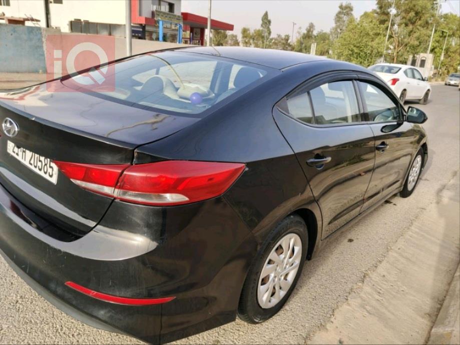 هیوندای ئەلەنترا